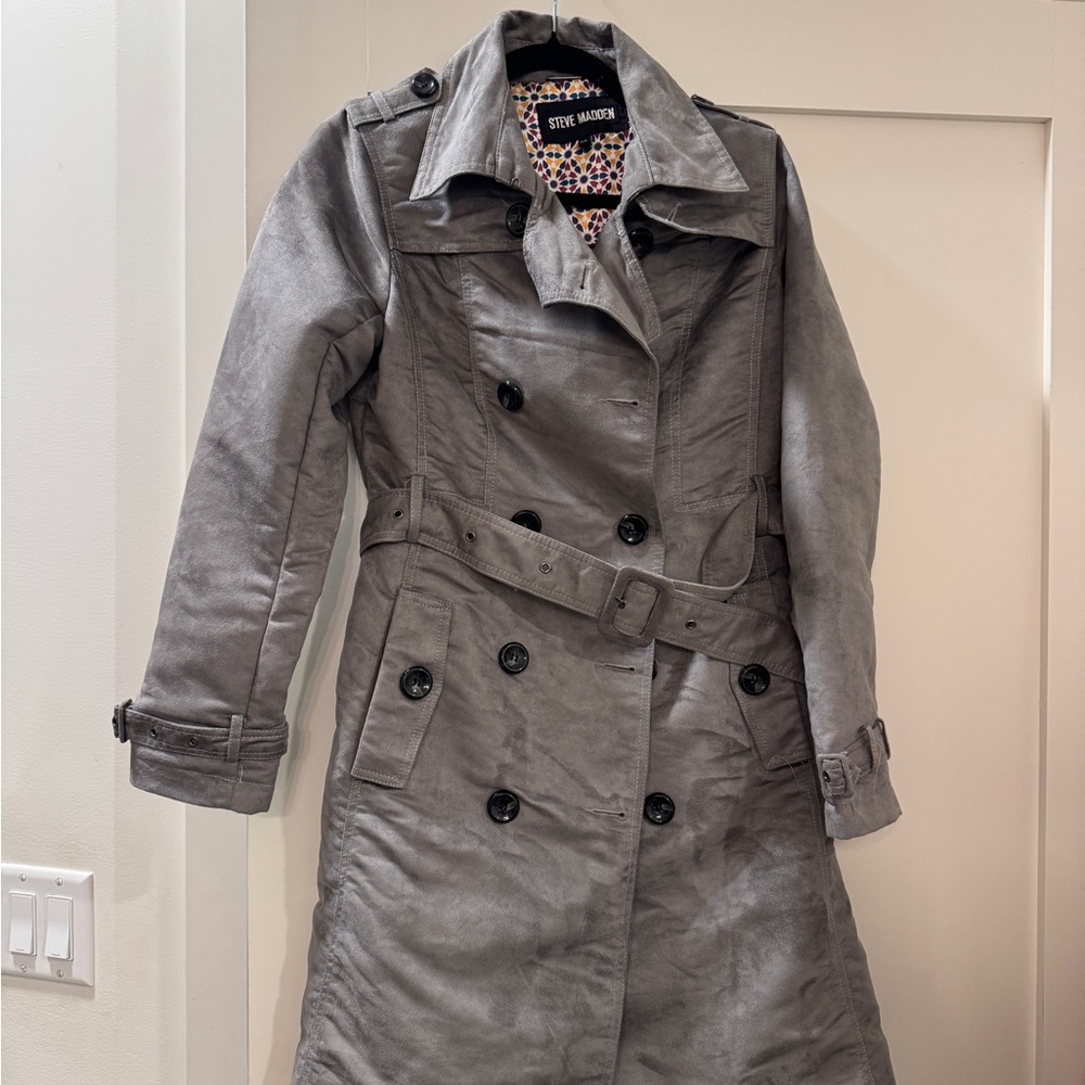 Steve Madden Gray Double-Breasted Trench with Belt